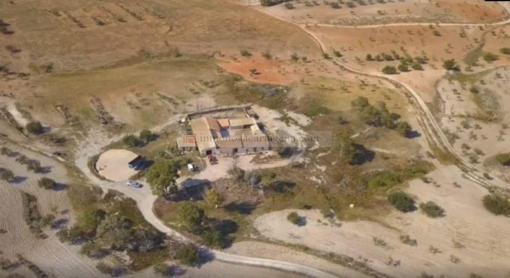Venta de Casa Campo en PERIN