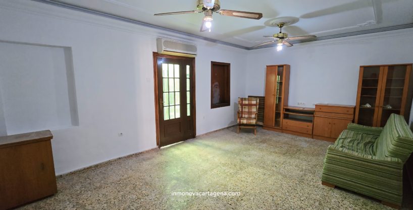 Venta de Planta Baja en BARRIO PERAL