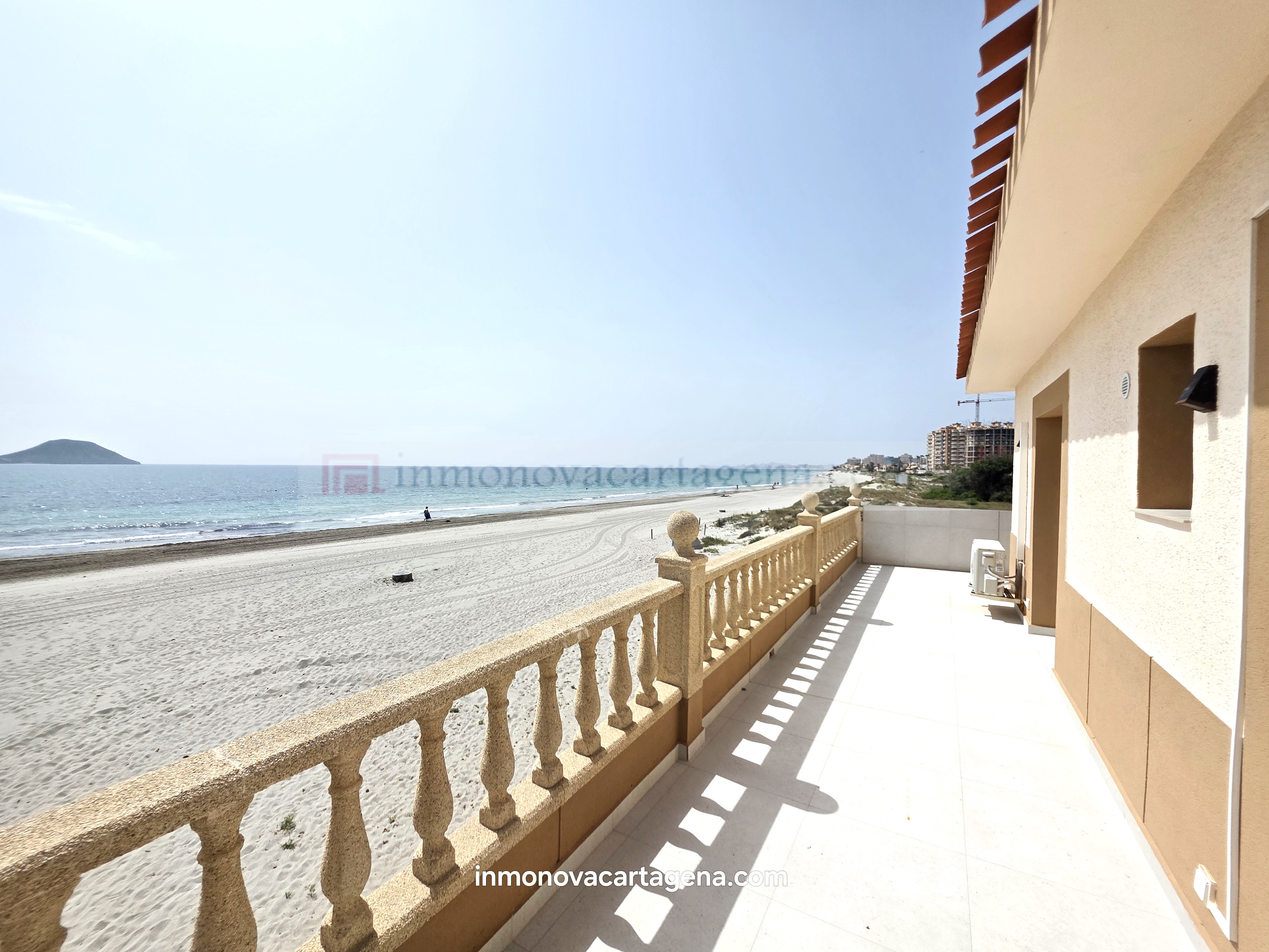 Venta de Chalets en LA MANGA DEL MAR MENOR