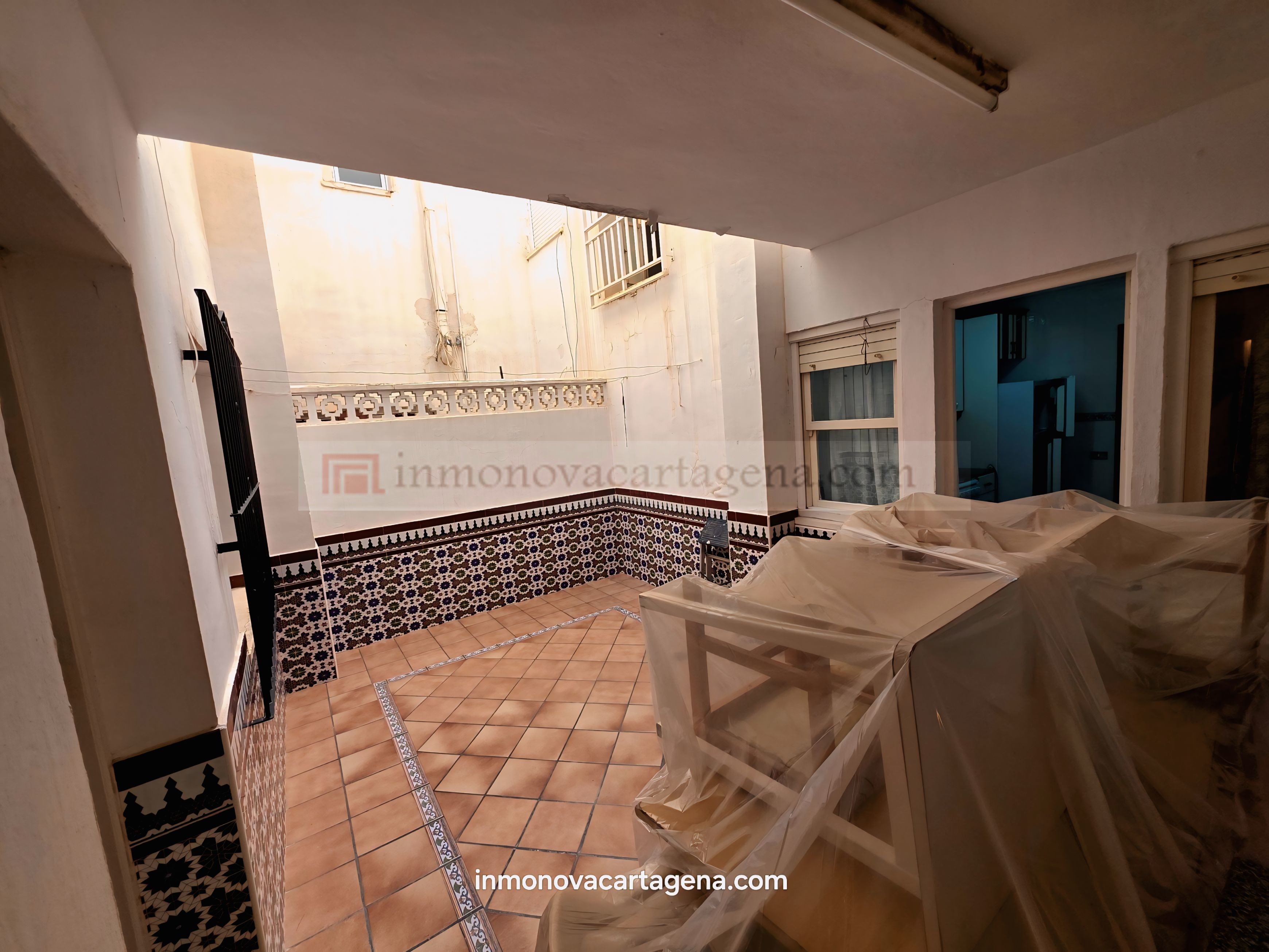 Venta de Piso Bajo en Los Alcázares – Amplio y junto al Ayuntamiento