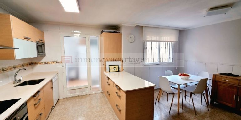 Dúplex en Venta en San Ginés con Piscina, Sótano y Terraza | 200 m² Reformado para Entrar a Vivir