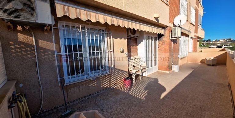 Piso Bajo en Venta en Nueva Cartagena con Garaje a Pie de Calle y Terraza | 146 m²